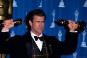 Мел Гибсон (Mel Gibson) 1996 The 68th Annual Academy Awards 49xHQ 961c4c392229754