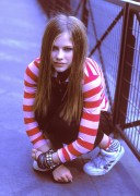 Аврил Лавин (Avril Lavigne) Renaud Corlouer Photoshoot, 2002 (8xHQ) 287867393688925