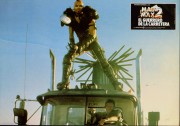 Безумный Макс 2: Воин дороги / Mad Max 2: The Road Warrior (Мэл Гибсон, 1981) 7364a7397183923