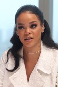 Рианна (Rihanna) Home Press Conference, Mandarin Oriental Hotel, New York City, 3.14.2015 (53xHQ) (4xHQ) Be8d3f398648084