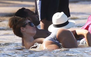 http://thumbnails109.imagebam.com/40033/0fdc24400329209.jpg