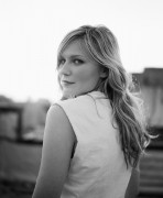 Кирстен Данст (Kirsten Dunst) George Holtz Photoshoot 2003 (47xHQ) D206af519568020