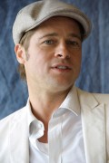 Брэд Питт (Brad Pitt) The Assassination of Jesse James by the Coward Robert Ford press conference (Toronto, 08.09.2007) 17eed1519801188