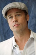 Брэд Питт (Brad Pitt) The Assassination of Jesse James by the Coward Robert Ford press conference (Toronto, 08.09.2007) D6c014519801258